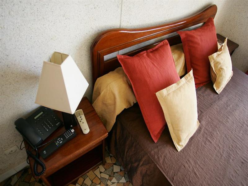 Hotel De La Poste Saint-Louis Luaran gambar
